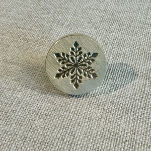 Hovedbilde LAKKSTEMPEL, SN&Oslash;KRYSTALL